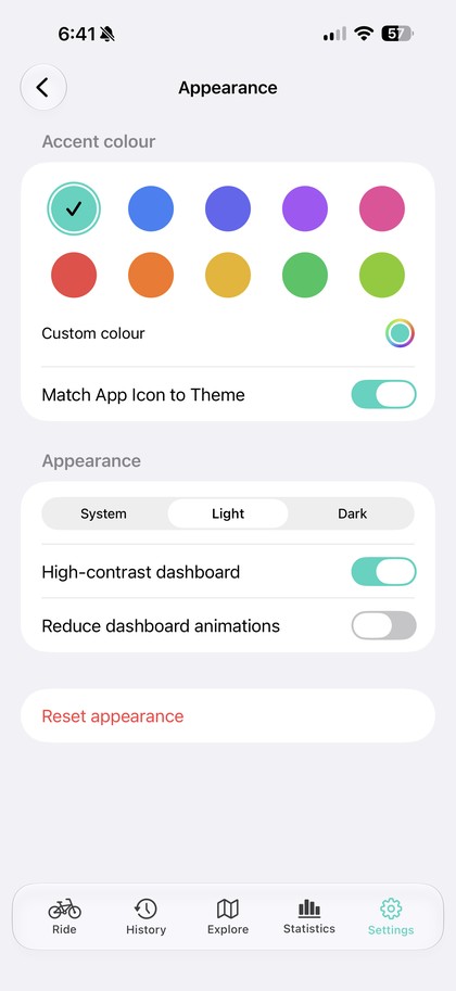 Appearance settings with accent colour presets, a custom colour picker and contrast options.